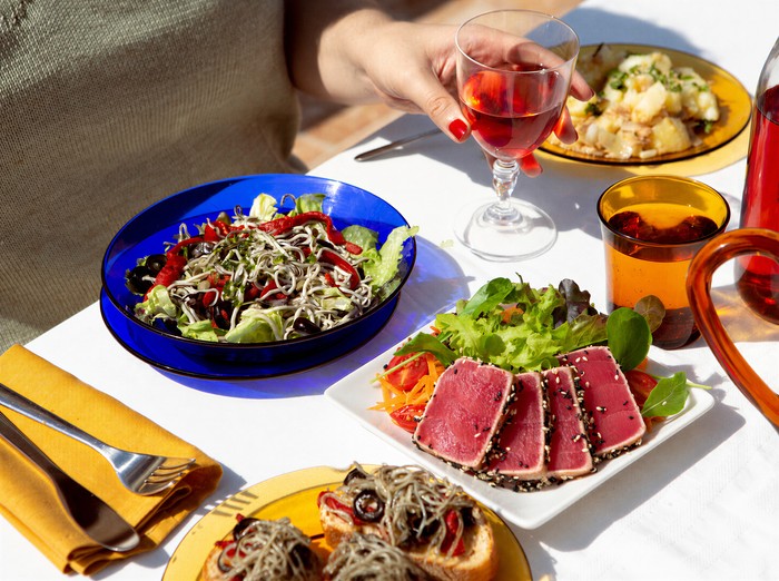 Atún rojo y angulas, gastronomía local de Barbate